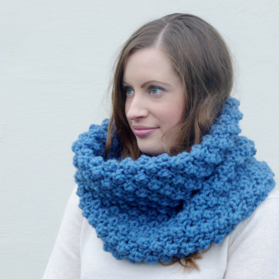 COMING SOON! PDF knitting pattern - berry stitch snood