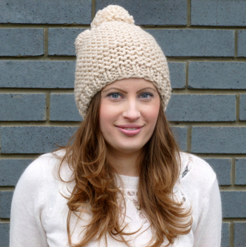PDF knitting pattern - pom pom hat